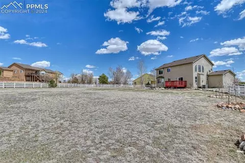 8696 Saddleman Rd, Peyton, CO 80831 photo 3