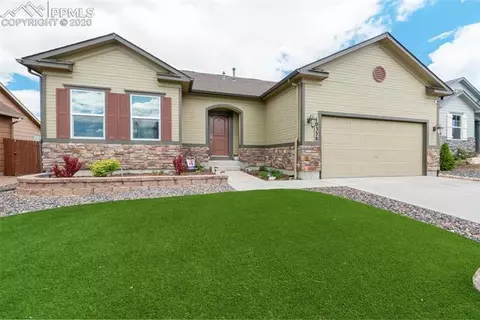 10338 Mount Evans Dr, Peyton, CO 80831 photo 4