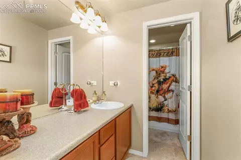 10338 Mount Evans Dr, Peyton, CO 80831 photo 32