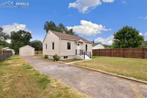 906 S Institute St, Colorado Springs, CO 80903