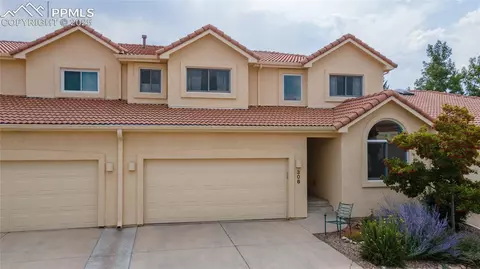 308 Luxury Ln, Colorado Springs, CO 80921