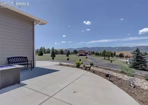 760 Bowstring Rd, Monument, CO 80132