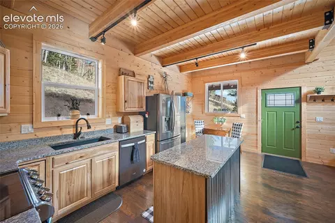 Kitchen - 213 Willow Rd, Divide, CO 80814 photo 2 of 6