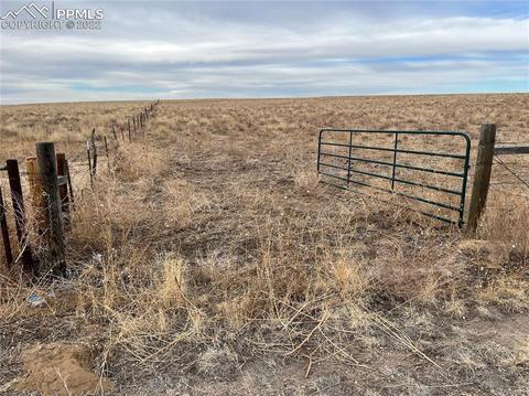 30890 Myers Rd, Yoder, CO 80864 photo 4