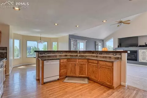 7863 Buschborn Rd, Peyton, CO 80831 photo 4