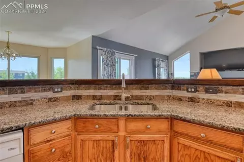 7863 Buschborn Rd, Peyton, CO 80831 photo 6