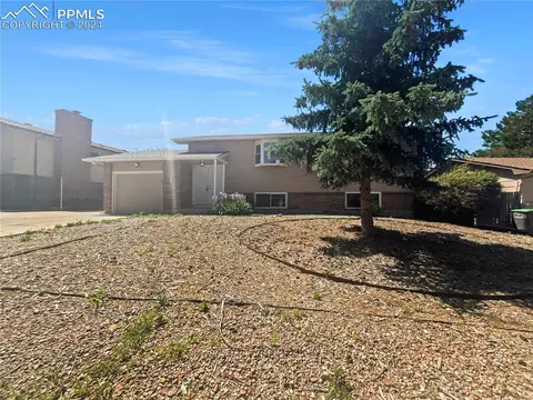 7325 Centennial St, Fountain, CO 80817