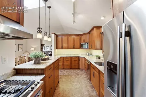 Kitchen - 1509 County Road 25, Divide, CO 80814 photo 3 of 4
