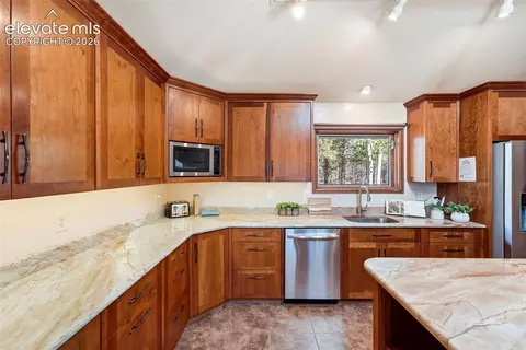 Kitchen - 1509 County Road 25, Divide, CO 80814 photo 1 of 4