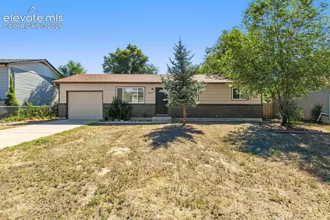 2429 W Anjelina Cir, Colorado Springs, CO 80916