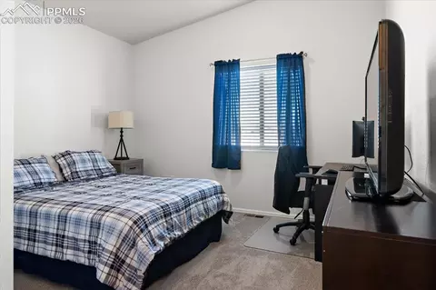 Bedroom - 1485 E Ithaca Dr, Pueblo, CO 81007 photo 2 of 4