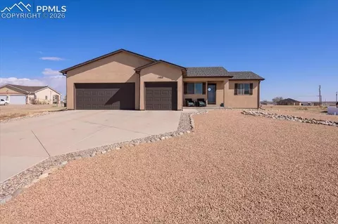 1485 E Ithaca Dr, Pueblo, CO 81007