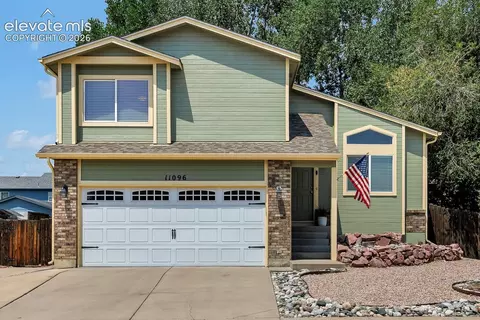11096 Berry Farm Rd, Fountain, CO 80817