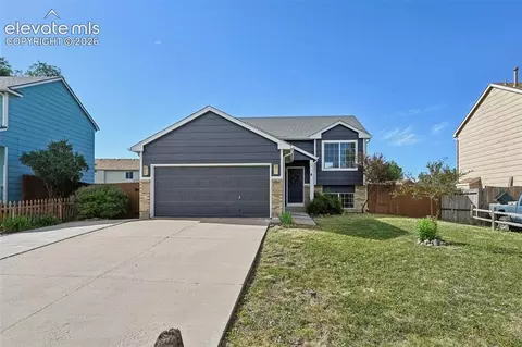 858 Marshall Dr, Fountain, CO 80817