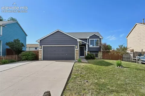 858 Marshall Dr, Fountain, CO 80817