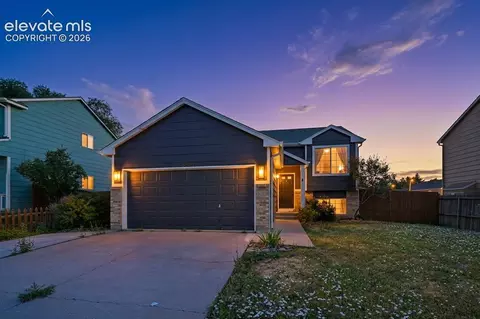 858 Marshall Dr, Fountain, CO 80817