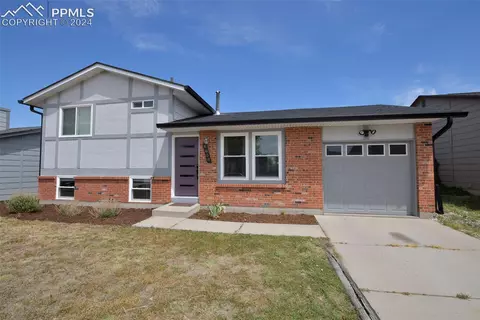 6658 Noble St, Colorado Springs, CO 80915