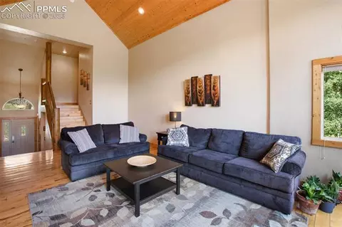 591 Majestic Pkwy, Woodland Park, CO 80863