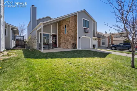 2315 Calistoga Dr, Colorado Springs, CO 80915