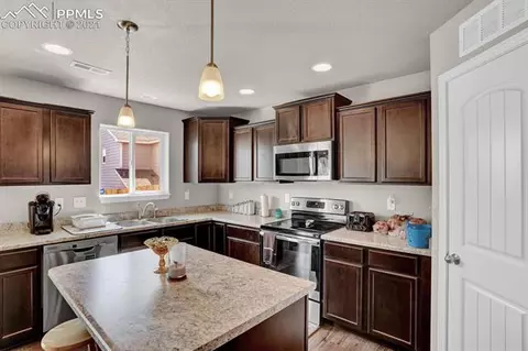 7793 Hirshorn Pt, Peyton, CO 80831 photo 10