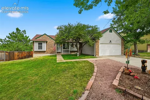 2866 Deliverance Dr, Colorado Springs, CO 80918