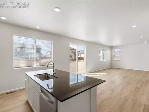 10208 Hartwood Dr, Peyton, CO 80831 photo 9