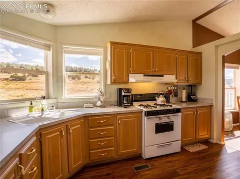 657 Crow Rd, Westcliffe, CO 81252 photo 5