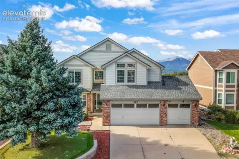324 Fox Run Cir, Colorado Springs, CO 80921