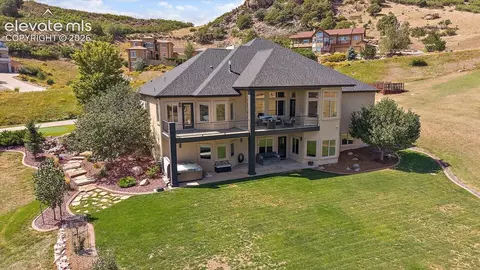 5375 Country Club Dr, Larkspur, CO 80118