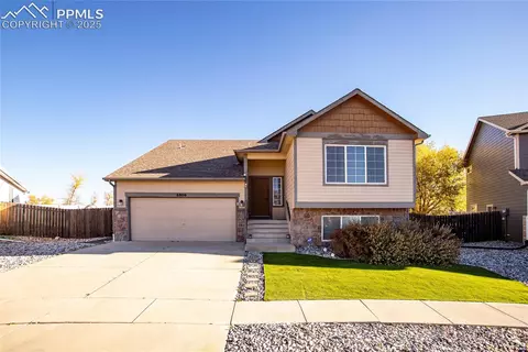 6806 Red Cardinal Loop, Colorado Springs, CO 80908