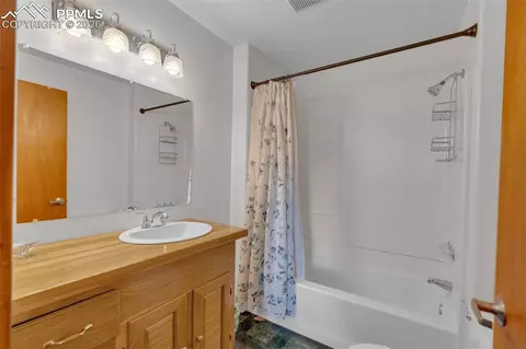 Bath - 847 Timber Ridge Rd, Divide, CO 80814 photo 2 of 2