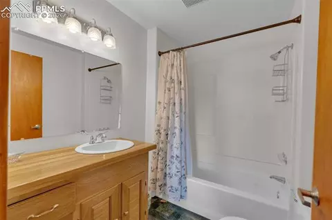 Bath - 847 Timber Ridge Rd, Divide, CO 80814 photo 2 of 2