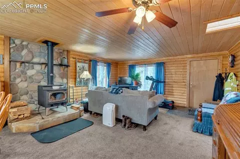 Living - 847 Timber Ridge Rd, Divide, CO 80814 photo 3 of 3
