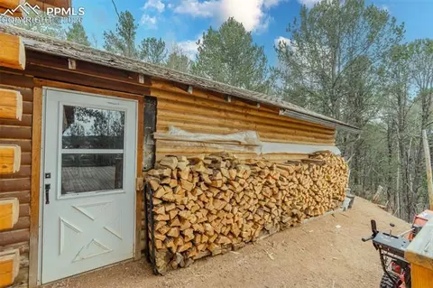 Exterior - 847 Timber Ridge Rd, Divide, CO 80814 photo 2 of 5
