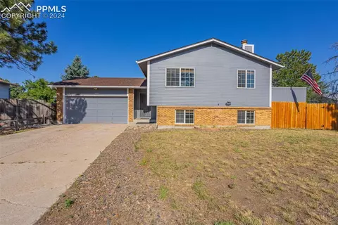 3006 W Monica Dr, Colorado Springs, CO 80916