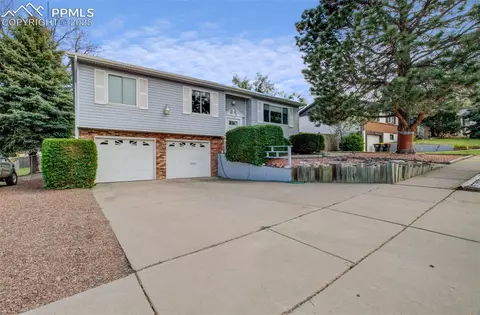 1515 Server Dr, Colorado Springs, CO 80910