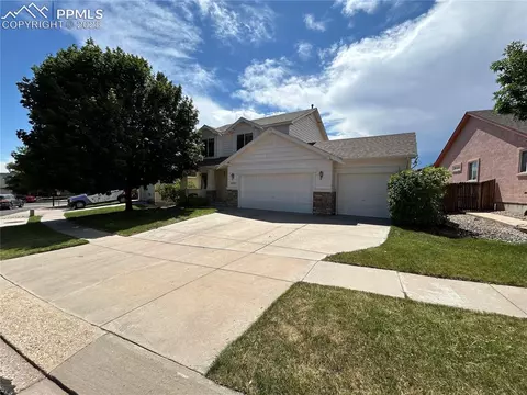 4320 Range Creek Dr, Colorado Springs, CO 80922