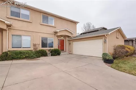 3727 Scott Ln, Colorado Springs, CO 80907