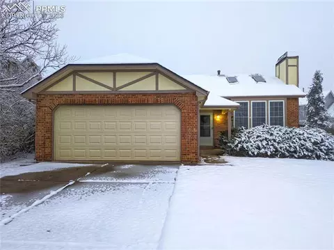 8615 Pepperridge Dr, Colorado Springs, CO 80920