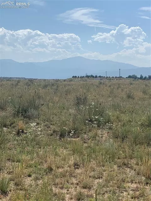 Tahiti Drive, Colorado Springs, CO 80908