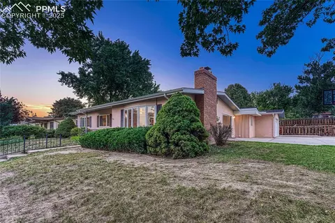 1614 Westmoreland Rd, Colorado Springs, CO 80907
