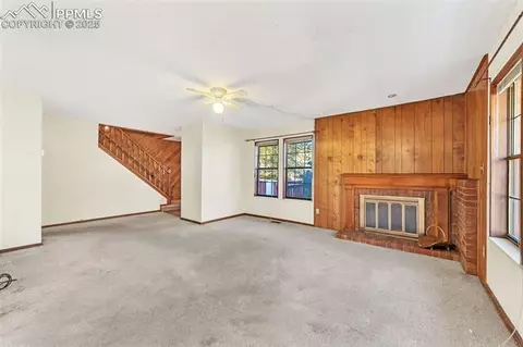 2071 Sussex Ln, Colorado Springs, CO 80909