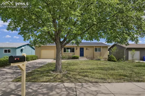 2815 Sage St, Colorado Springs, CO 80907