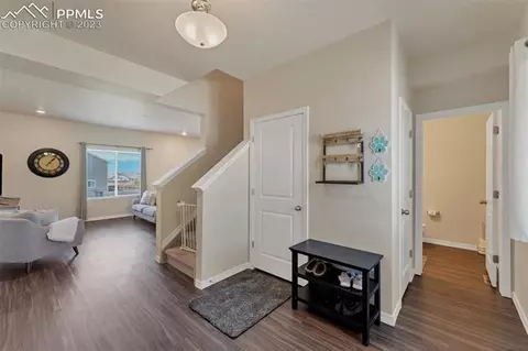 6092 Napa Dr, Colorado Springs, CO 80925
