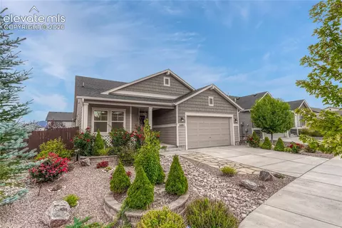 11082 Falling Snow Ln, Colorado Springs, CO 80908