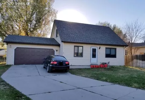 1402 36th St, Evans, CO 80620 photo 1
