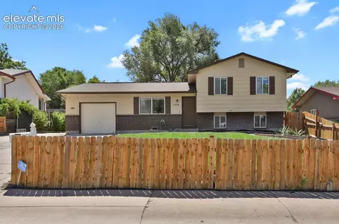 1019 De La Vista Ln, Colorado Springs, CO 80911