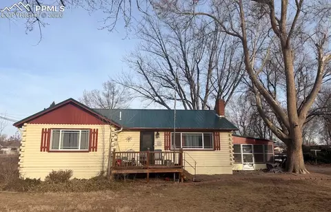 242 N Cottonwood Ave, Canon City, CO 81212