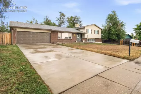 206 Catalina Pl, Colorado Springs, CO 80906