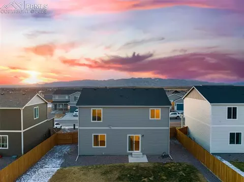 6081 Napa Dr, Colorado Springs, CO 80925